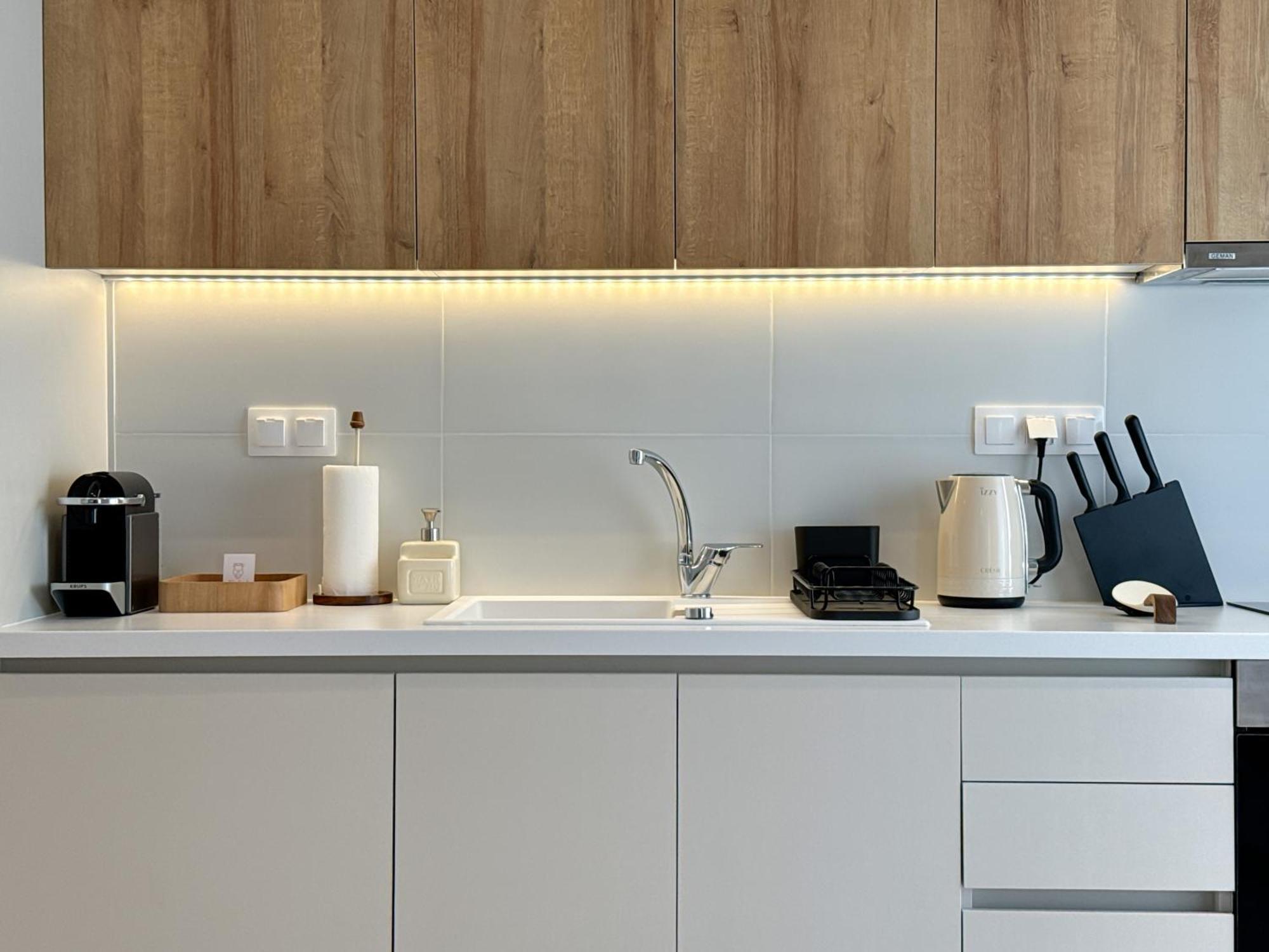Luxury Downtown Apartment Guya Солун Екстериор снимка