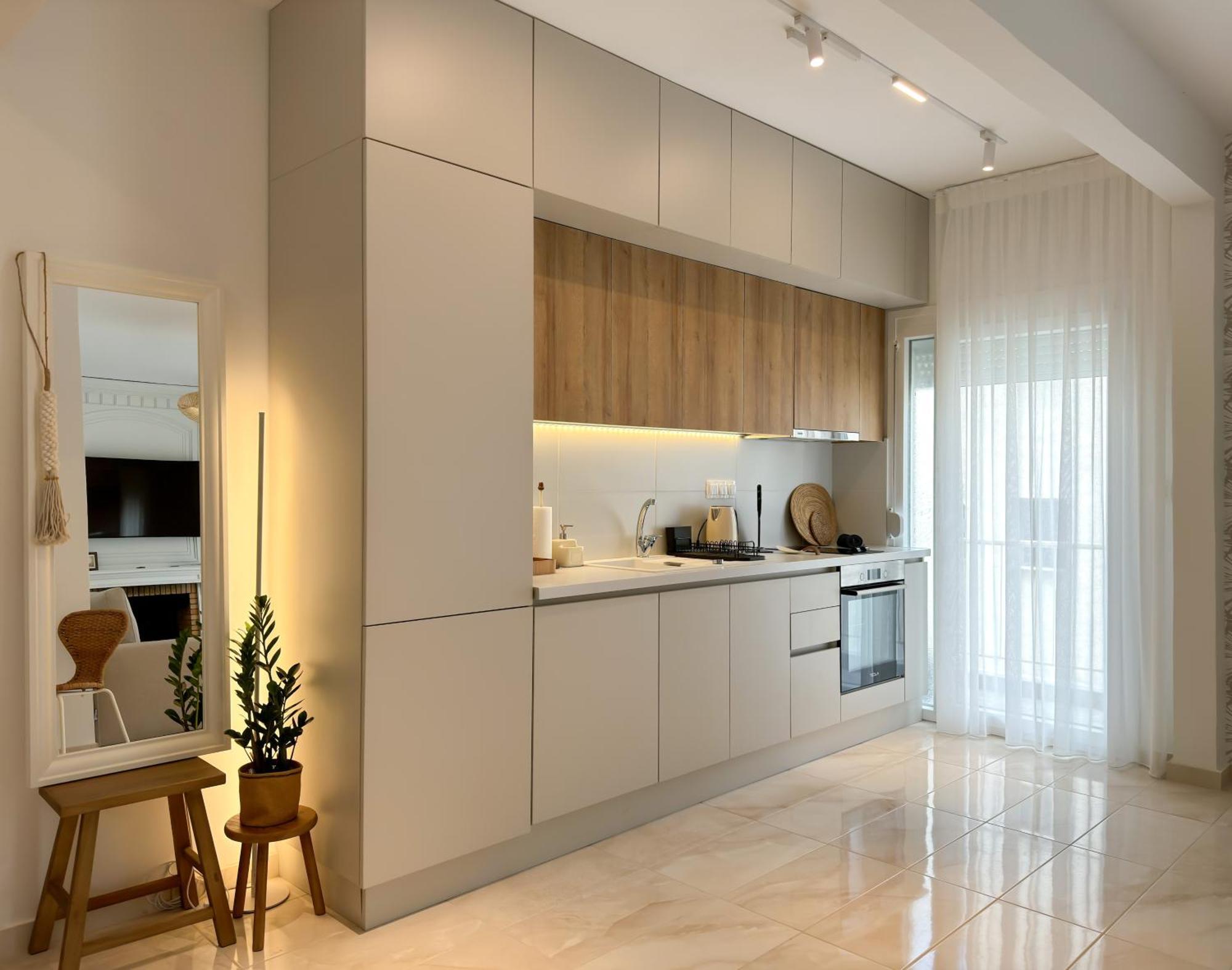 Luxury Downtown Apartment Guya Солун Екстериор снимка