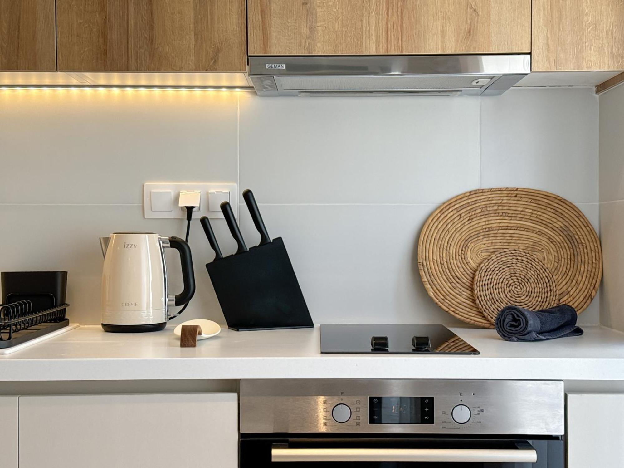 Luxury Downtown Apartment Guya Солун Екстериор снимка
