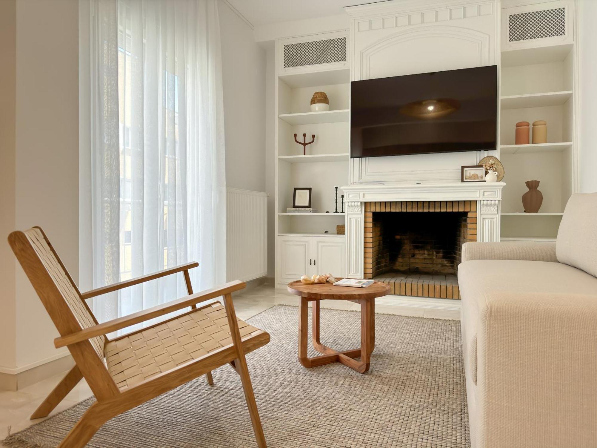 Luxury Downtown Apartment Guya Солун Екстериор снимка